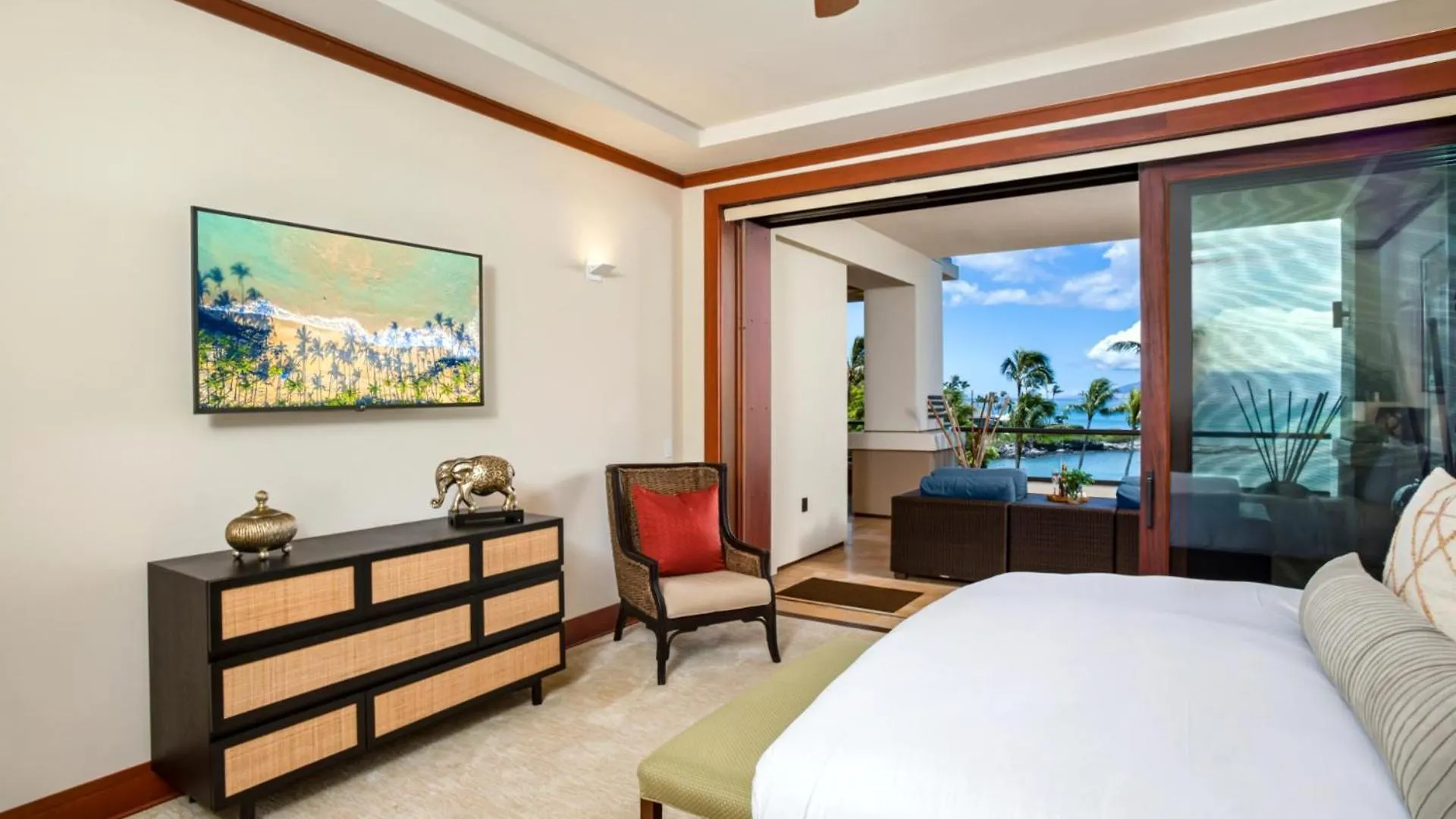 New Kbm Resorts Free Car Hale Moana At Montage Kapalua Bay Sleeps 10 3-Bedroom Condo With Daily Housekeeping Spa